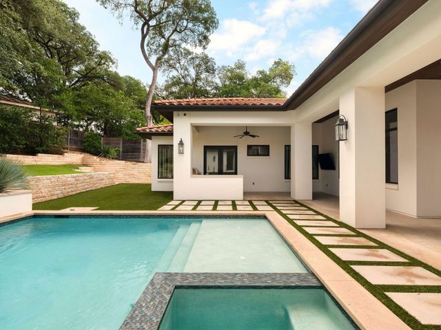 2702 Mountain Laurel DR, Austin, TX 78703
