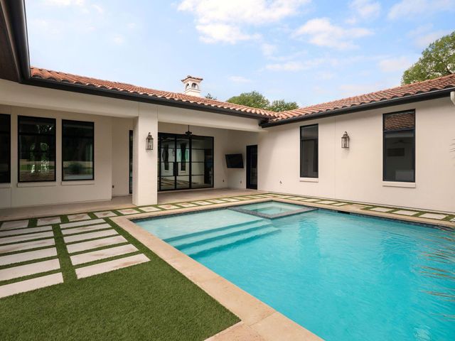2702 Mountain Laurel DR, Austin, TX 78703