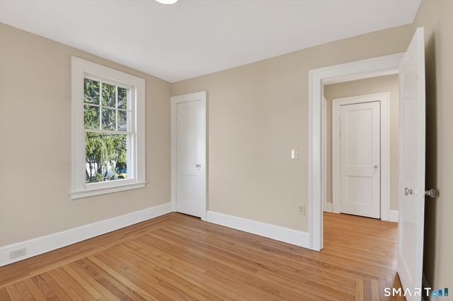 49 Seaview Avenue, West Haven, CT 06516