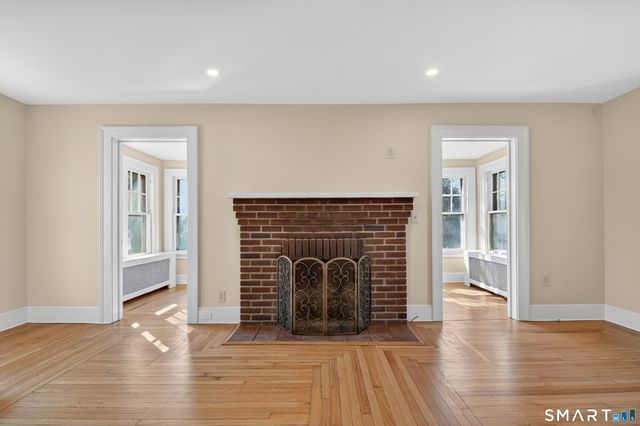 49 Seaview Avenue, West Haven, CT 06516