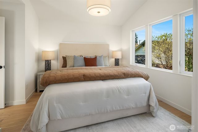 7064 Cleopatra Place NW, Seattle, WA 98117