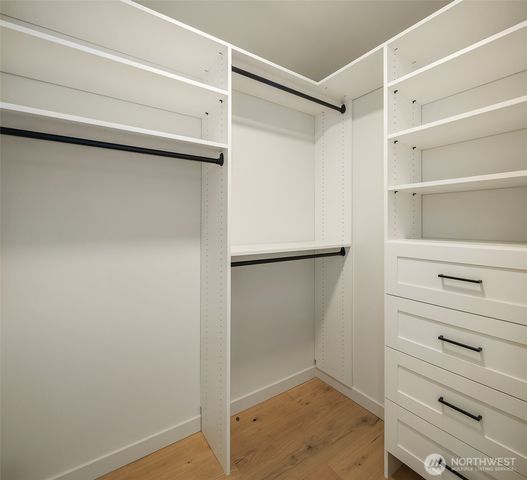 7064 Cleopatra Place NW, Seattle, WA 98117