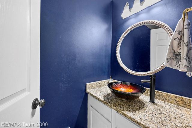 437 Light Tower Court, Belleville, MI 48111