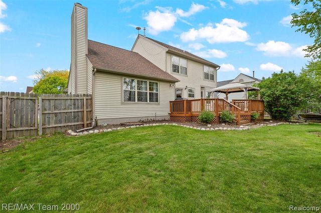 437 Light Tower Court, Belleville, MI 48111