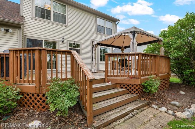 437 Light Tower Court, Belleville, MI 48111