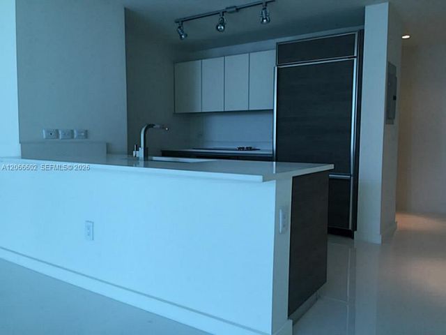 1100 S Miami Avenue 3908, Miami, FL 33130