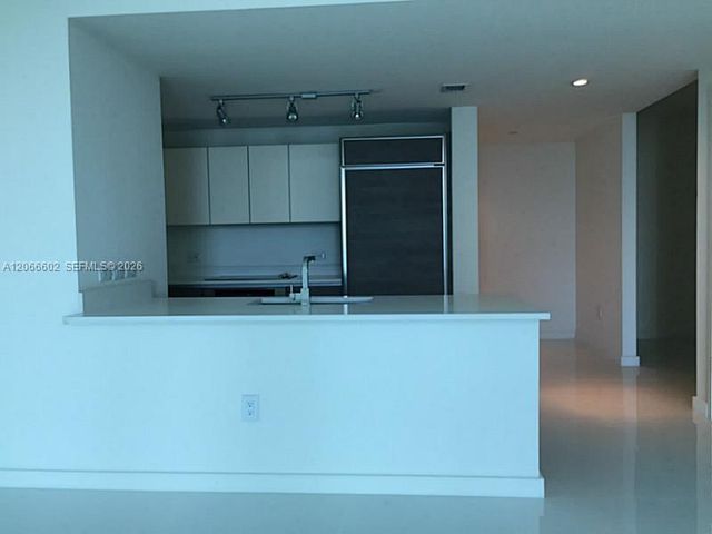 1100 S Miami Avenue 3908, Miami, FL 33130