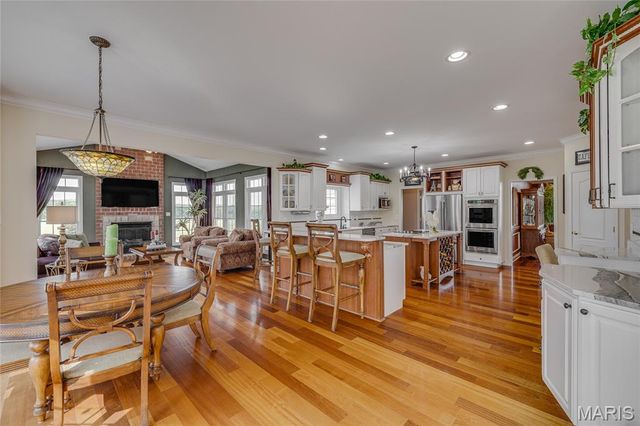 107 Bogey Creek Drive, Farmington, MO 63640