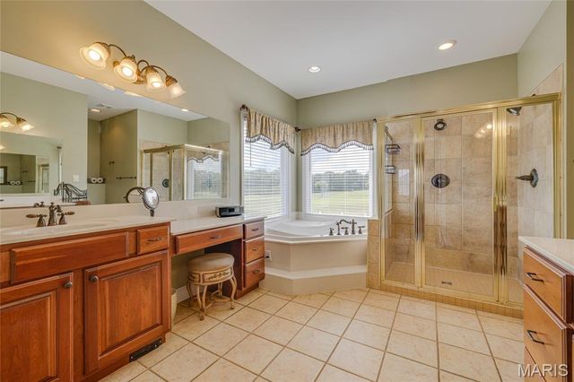 107 Bogey Creek Drive, Farmington, MO 63640