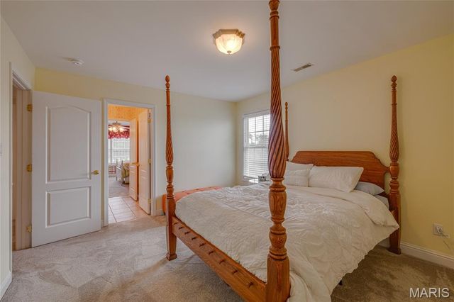 107 Bogey Creek Drive, Farmington, MO 63640