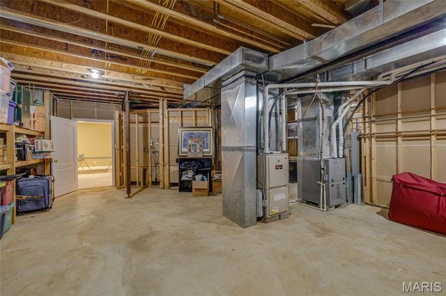 107 Bogey Creek Drive, Farmington, MO 63640