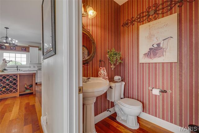 107 Bogey Creek Drive, Farmington, MO 63640