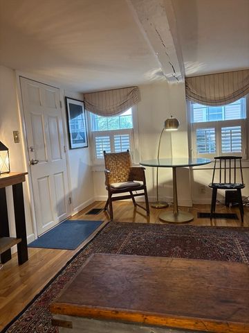 7 Lee Street 1, Marblehead, MA 01945