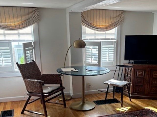 7 Lee Street 1, Marblehead, MA 01945