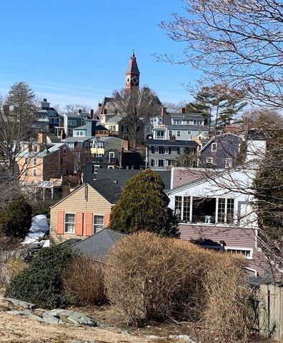 7 Lee Street 1, Marblehead, MA 01945