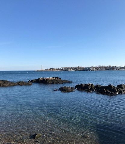 7 Lee Street 1, Marblehead, MA 01945
