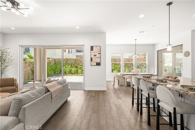 133 Chant, Irvine, CA 92618