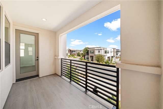 133 Chant, Irvine, CA 92618