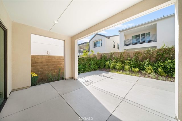 133 Chant, Irvine, CA 92618