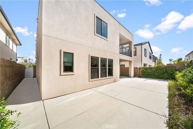 133 Chant, Irvine, CA 92618