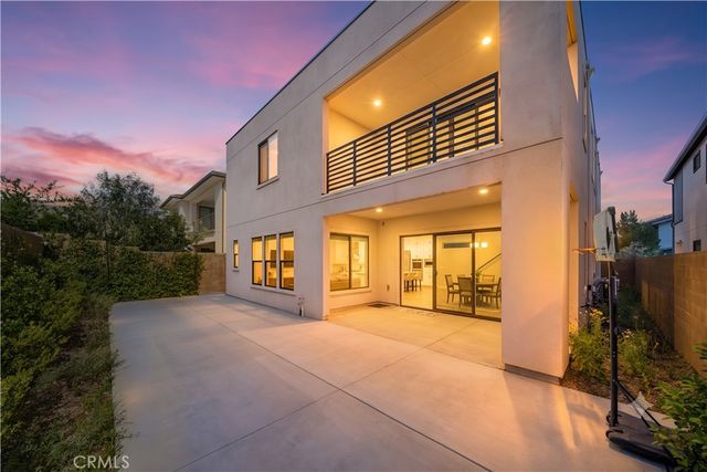 133 Chant, Irvine, CA 92618