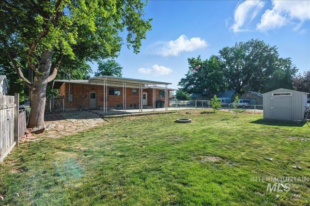 303 W Pine Ave, Meridian, ID 83642