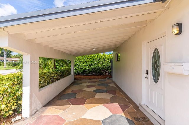 6452 Custer St, Hollywood, FL 33024