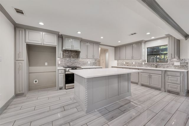 3025 Truxillo Street, Dallas, TX 75228
