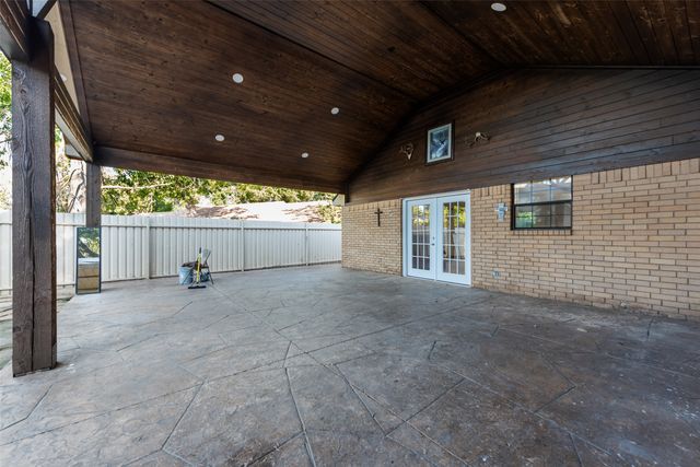3025 Truxillo Street, Dallas, TX 75228