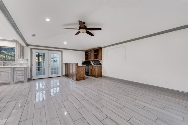 3025 Truxillo Street, Dallas, TX 75228