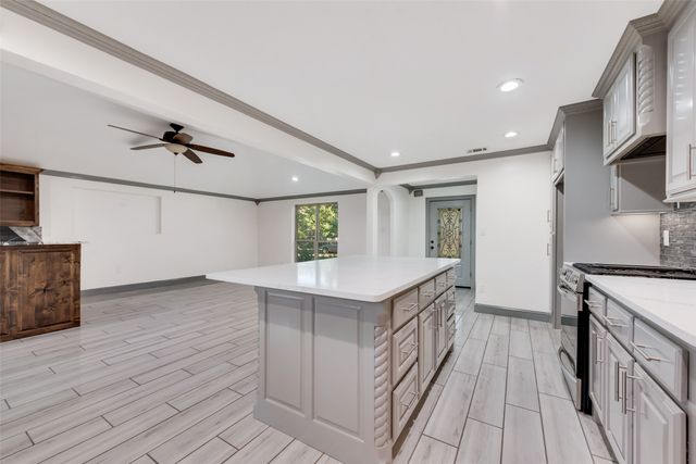 3025 Truxillo Street, Dallas, TX 75228