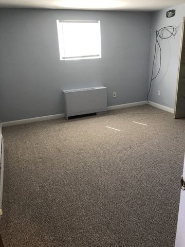 272 Bedford St A-4, Abington, MA 02351