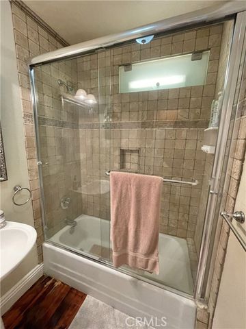 534 Gravely Court, Hermosa Beach, CA 90254