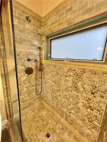 534 Gravely Court, Hermosa Beach, CA 90254