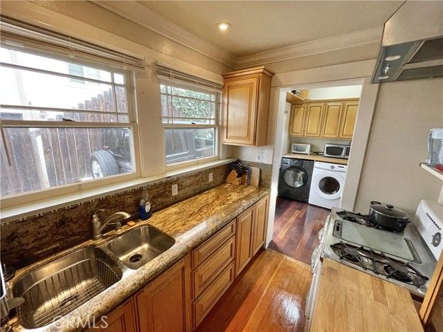 534 Gravely Court, Hermosa Beach, CA 90254