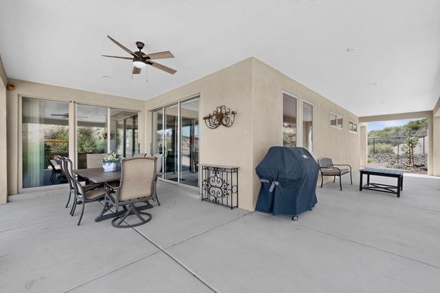 90 Camino De Claudio, Corrales, NM 87048