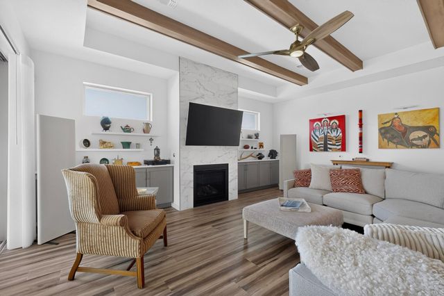 90 Camino De Claudio, Corrales, NM 87048