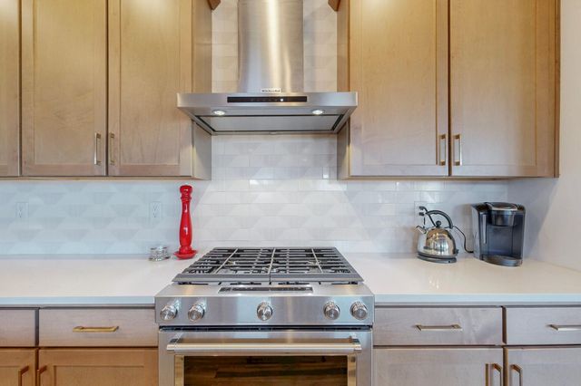 90 Camino De Claudio, Corrales, NM 87048