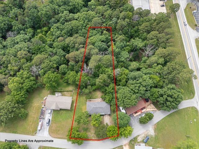 110 Shelton Drive, Eureka Springs, AR 72632