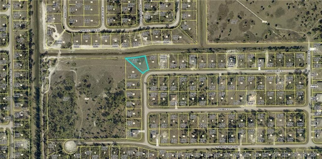 933 Commodore ST, LEHIGH ACRES, FL 33974 — photo 2