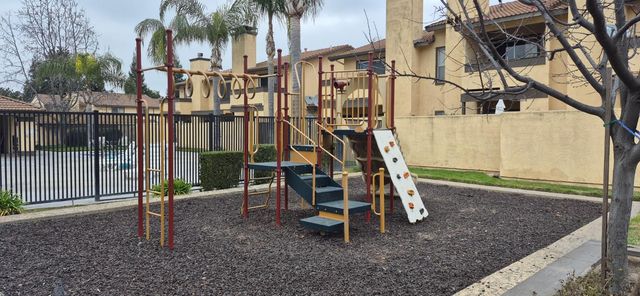 3178 Andre Ln, Turlock, CA 95382