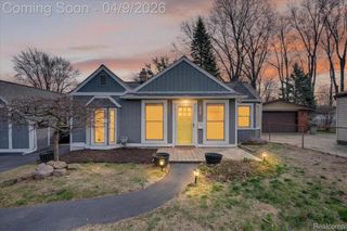 29100 Tawas Street, Madison Heights, MI 48071