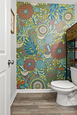 105 Avalon Drive, Huntsville, TX 77320