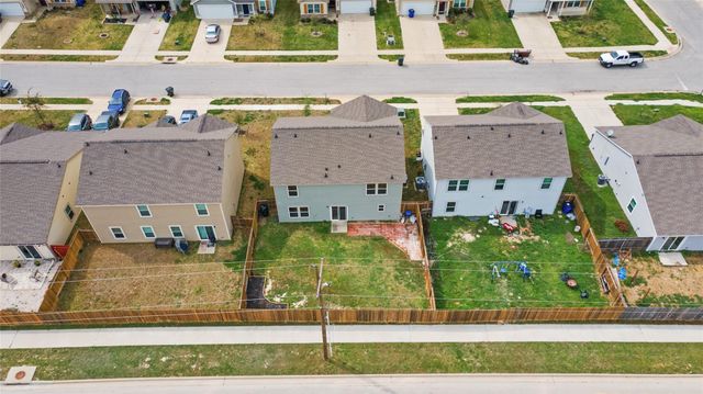 105 Avalon Drive, Huntsville, TX 77320