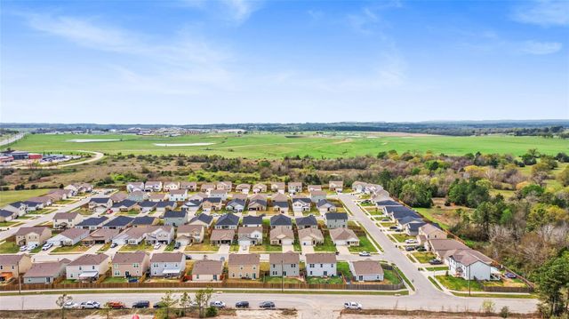 105 Avalon Drive, Huntsville, TX 77320