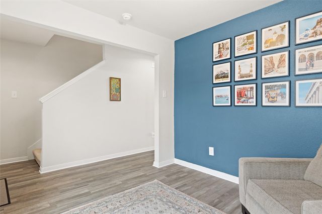 105 Avalon Drive, Huntsville, TX 77320