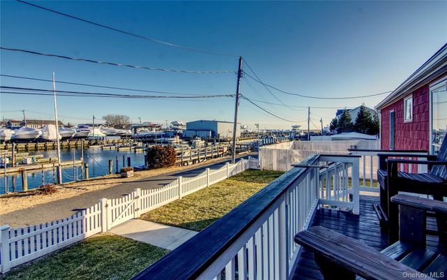 2870 Island Channel Road, Seaford, NY 11783