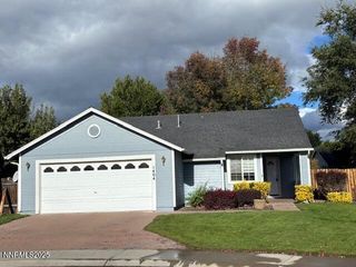1404 Sotheby Court, Gardnerville, NV 89410