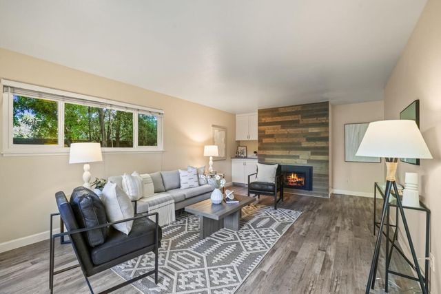 408 - 410 Morse Avenue, Sunnyvale, CA 94085