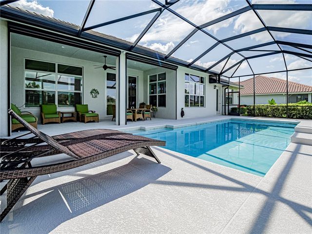 515 Stoney Brook Farm Court, Vero Beach, FL 32968